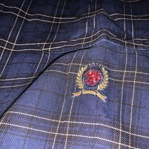 Tommy Hilfiger Shirts - VINTAGE TOMMY HILFIGER LONG SLEEVE BUTTON UP Tommy Hilfiger Shirts - VINTAGE TOMMY HILFIGER LONG SLEEVE BUTTON UP